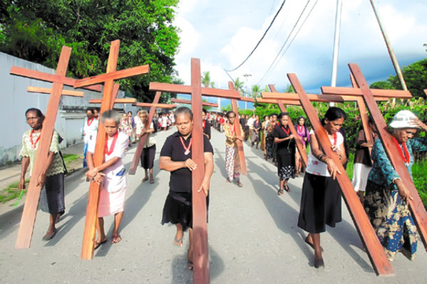Cristianos celebran Domingo de Ramos