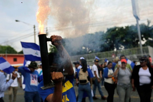 Un muerto y tres heridos en noche de disturbios en Nicaragua