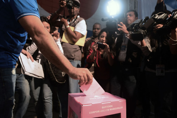OEA pide a hondureños que hagan de elecciones una 'gran fiesta democrática'