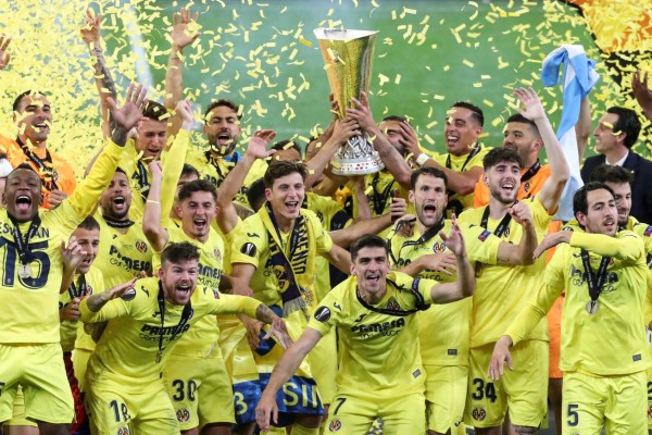 Villarreal vence en increíble tanda de penales al Manchester United y es campeón de la Europa League