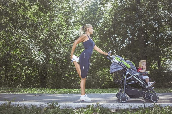 Tres ejercicios posparto para bajar el vientre