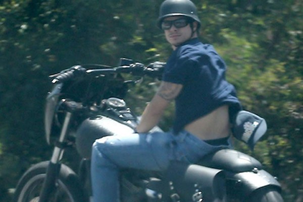 Casper Smart abandona la casa de Jennifer López  