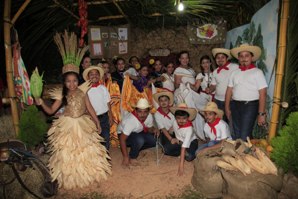 Fiesta de tradiciones hondureñas