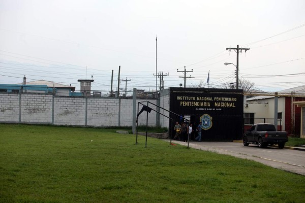 Conaprev verifica el trato que reciben reclusos en las 24 cárceles de Honduras