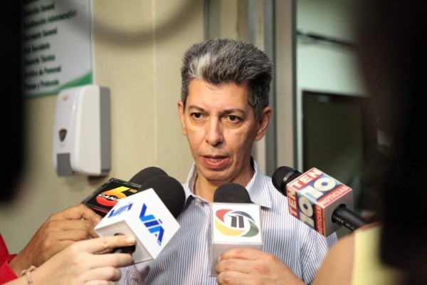 Fusina secuestra documentos y asegura base de datos del RNP