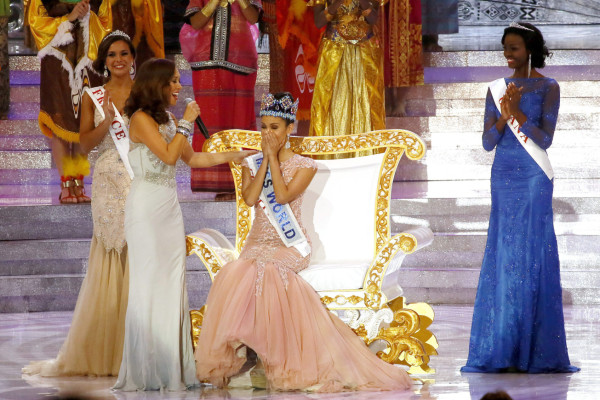 La filipina Megan Young gana el Miss Mundo 2013