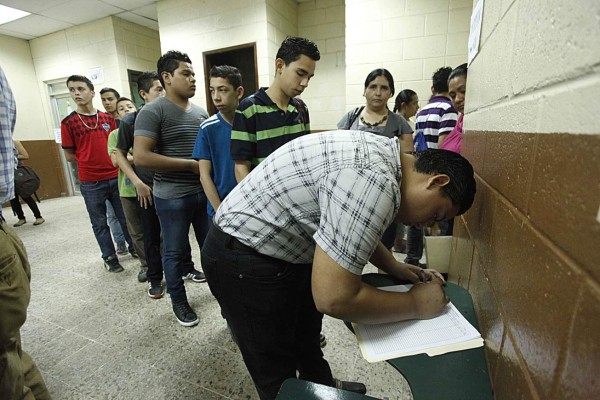 Hay más de 1,700 cupos en Infop para carreras técnicas