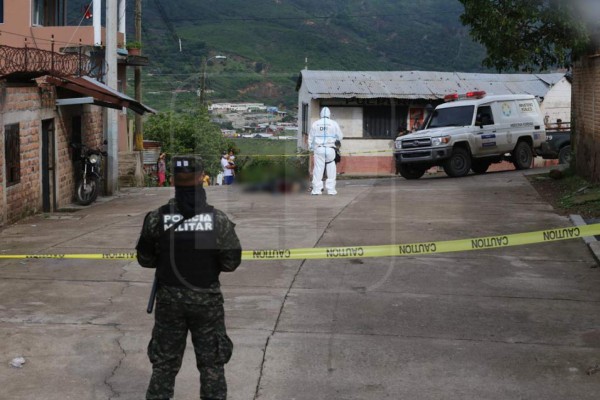 Tres mujeres fueron ultimadas hoy durante el toque de queda
