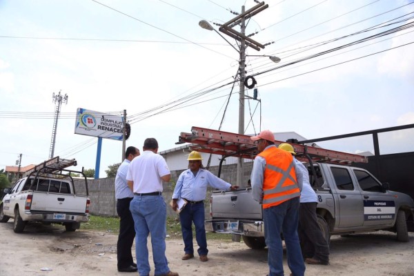 Enee pasará la tijera a 350 morosos en la zona norte   