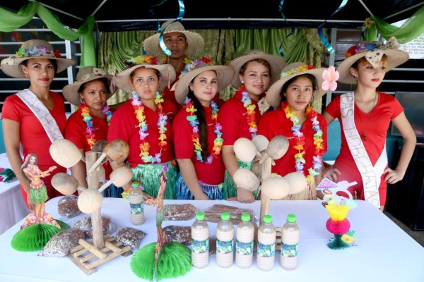 Estudiantes crean microempresas