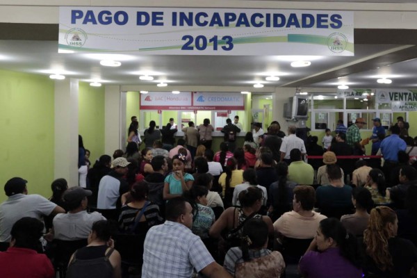 Empleados sustrajeron L10 millones del IHSS: CNA