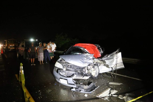 Madre e hija son las víctimas de fatal accidente automovilístico