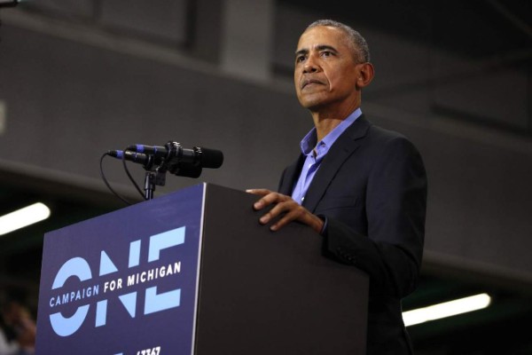 Obama lanza duro ataque contra Trump en campaña por legislativas