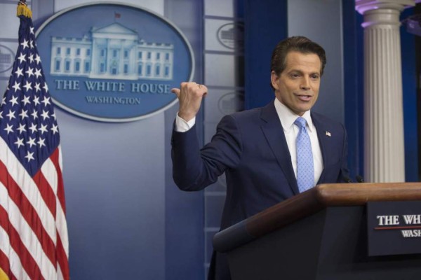 Scaramucci sugiere que en la Casa Blanca hay un complot contra Trump