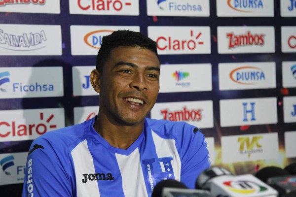 Motagua sorprende contratando al volante Sergio Peña