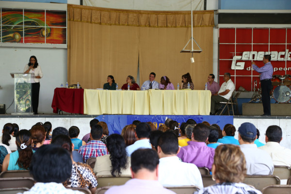 Denuncian anomalías de centros educativos