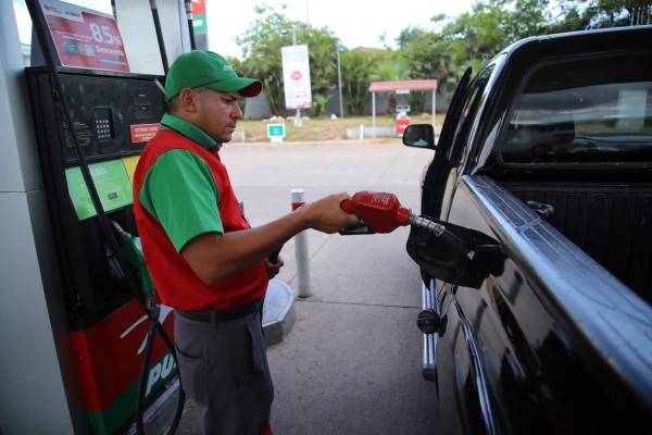 Diésel y queroseno continúan con rebajas en su precio