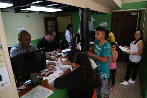 Nuevos miembros del TSE y RNP se elegirán en enero