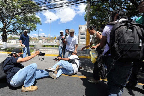 Honduras: Maestra muere arrollada por turba