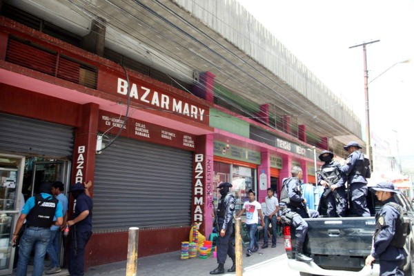 Aseguran tienda de ropa a los Valle en El Centro de San Pedro Sula