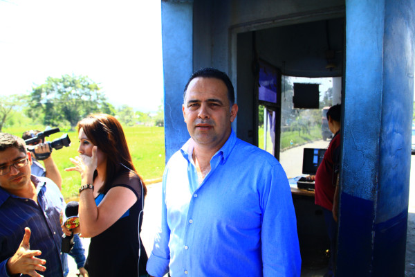 Calidonio culpa a jefe de RR HH de atrasar salarios