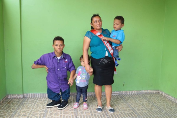 Madres solteras a cargo de unos 670,000 hogares