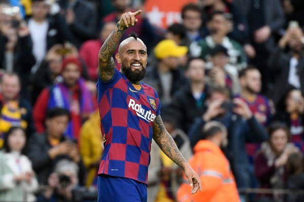 ¡Escándalo! Arturo Vidal denuncia al Barcelona, según prensa española