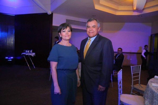 Boda de Arlett Puentes y Marco Tulio López