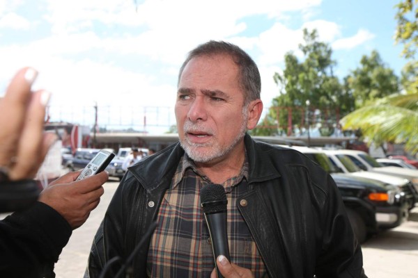 Policías hondureña e internacional buscan al empresario Benjamín Bográn