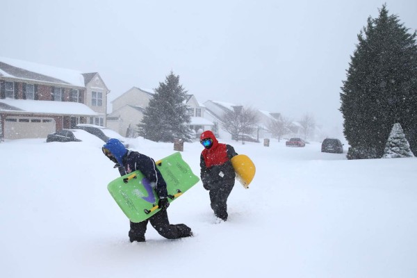 Mega tormenta cobra la vida de 15 personas en EUA