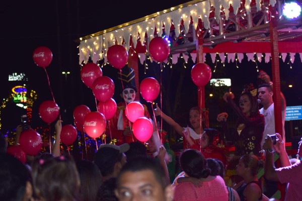 Los sampedranos disfrutan de la Villa coca-cola