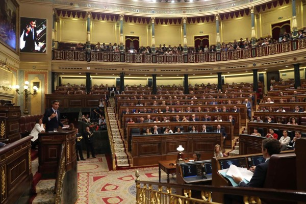 ﻿Socialistas y Podemos apuran las últimas horas en busca de acuerdo en España