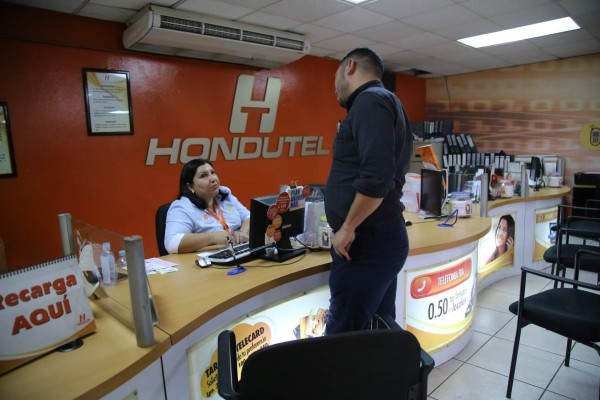 Mientras Hondutel se hunde, la Enee avanza en su recuperación