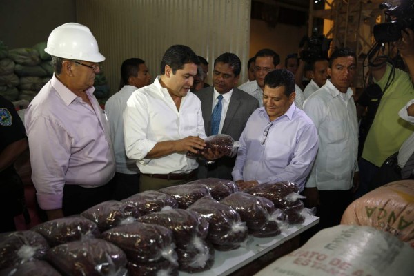 L100 mil darán a quien denuncie a los acaparadores de frijoles en Honduras