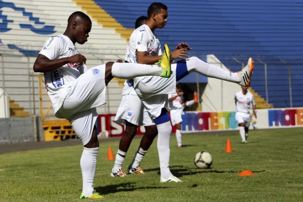 Selección Sub-20 de Honduras prepara debut contra Panamá