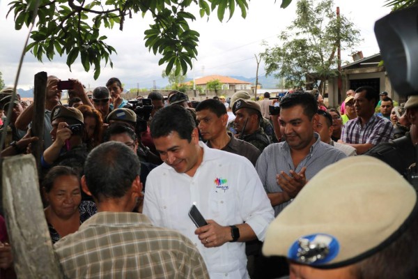 Juan Orlando Hernández ordena no permitir construcciones en zonas de alto riesgo