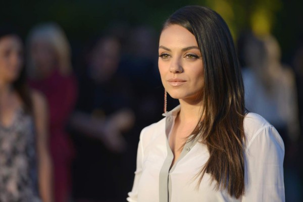 Mila Kunis fue humillada por no posar semidesnuda
