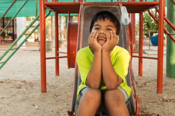 El impacto de la pobreza en la salud mental del niño