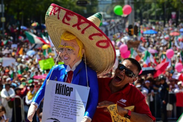 El pueblo mexicano abarrotó las calles de la Ciudad de México en apoyo al gobierno mexicano.