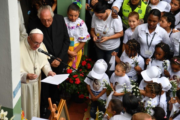 El papa Francisco se despide hoy de Colombia