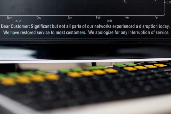 Fallo deja sin servicio a usuarios de Bloomberg
