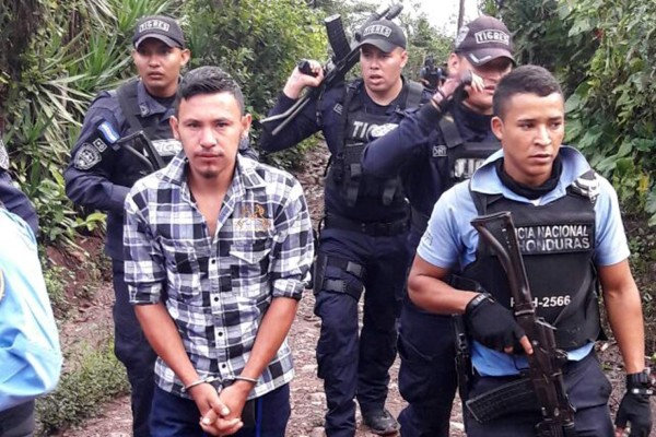 Caen 'Los Alacranes', acusados de matar a madre e hija en Santa Bárbara