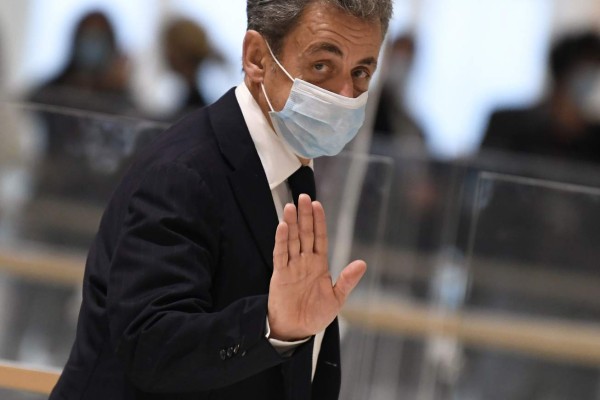 Juicio por corrupción contra expresidente francés Sarkozy