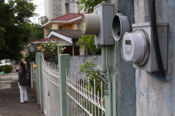 Abonados lamentan que factura de la Enee se pague en 15 días
