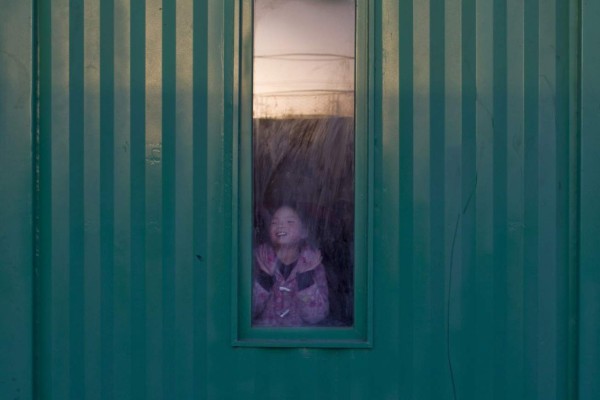 México intercepta a tres mujeres y cinco menores hondureños