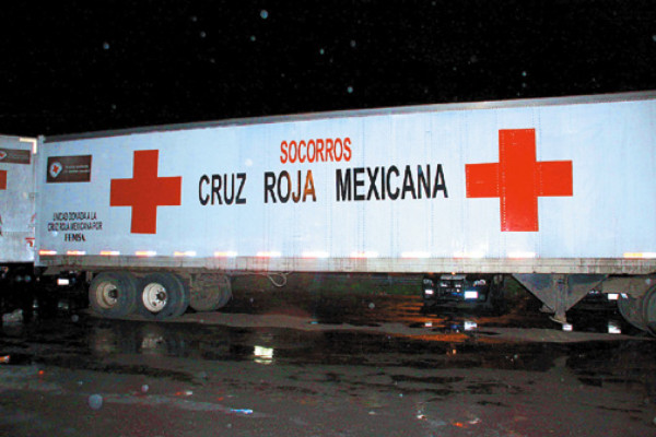 86 migrantes en falso tráiler de Cruz Roja