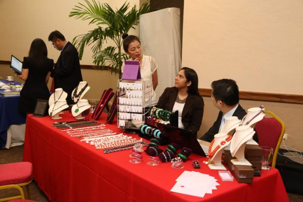 Taiwán insta a hondureños a subir el volumen de producción