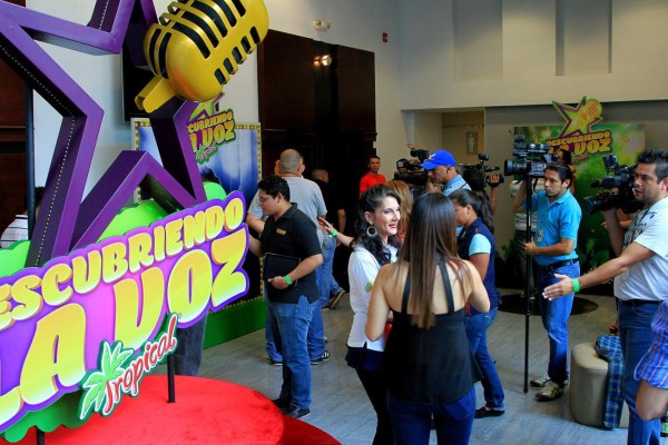 Exitoso casting de Tropical para 'Descubriendo La Voz'
