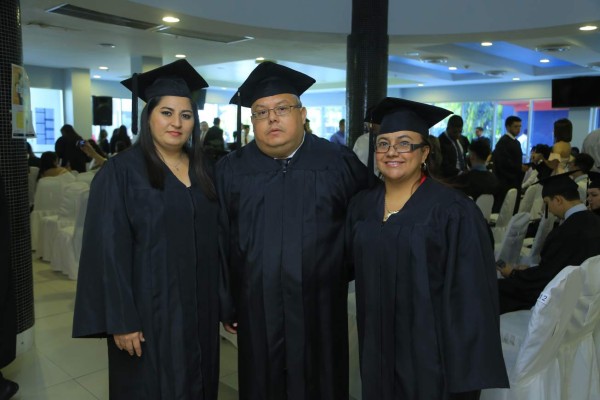 Unitec celebra su primera graduación del año