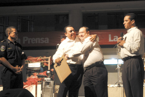 Exaltando a Dios por la paz